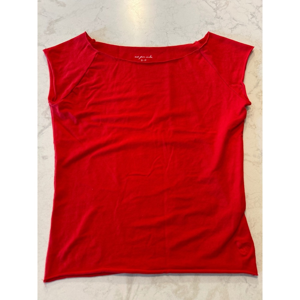 Out From Under Cap Sleeve Top Women Size S Red New Boat Neck Raw Hem Layering